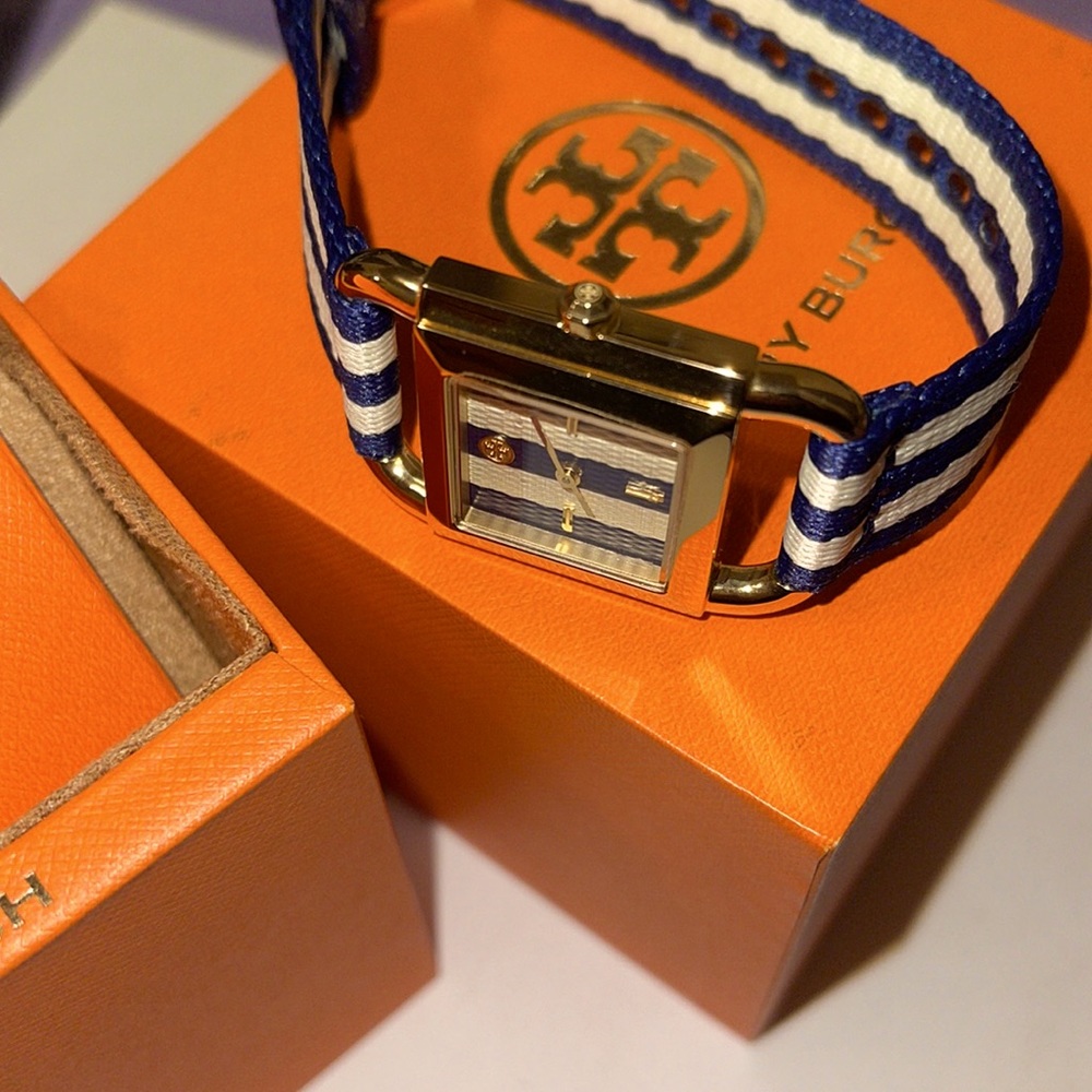 TORY BURCH
